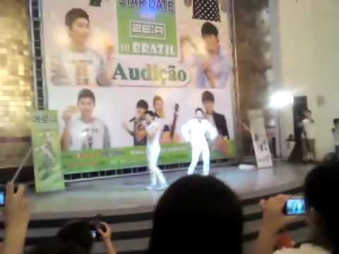 [120119] ZE:A Kevin and Dongjun in Brazil  [FANCAM]