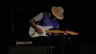 In The Lord&#39;s Arms (live/electric) - Ben Harper