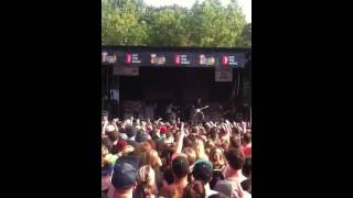 Mayday Parade perform Repent and Repeat at Warped Tour