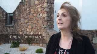 moya brennan béarla