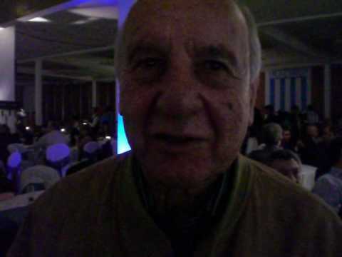 saludo del bocha maschio