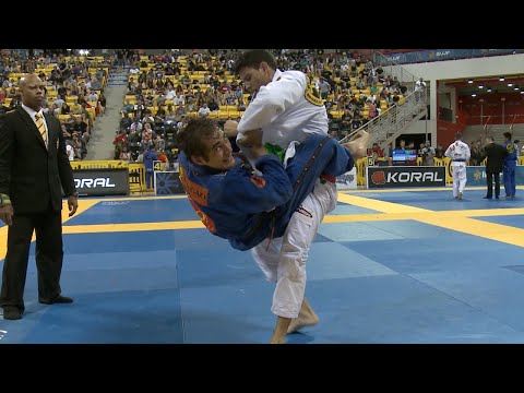 Felipe Pena v Luiz Panza / World Championship 2014