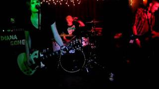 Diana Gone Wrong, A Piece of my Heart, Live at Skinny&#39;s 12-7-09