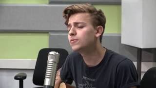 Scott Helman - &quot;Machine&quot; Acoustic | Elvis Duran Show