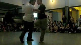 Andrés Molina y Ozgur El turquito Demir en TangoCool - Club Villa Malcolm (Buenos Aires)