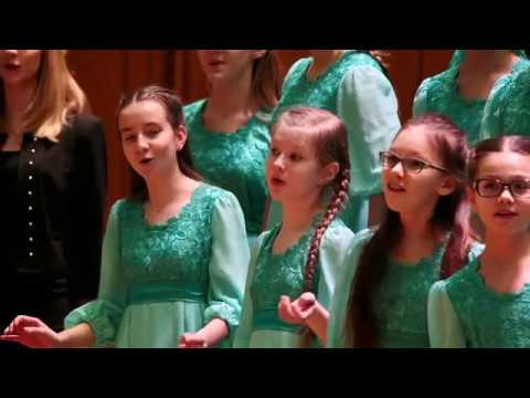 Slovak folk song  «Tancuj, tancuj»,  arranged by М. Reich