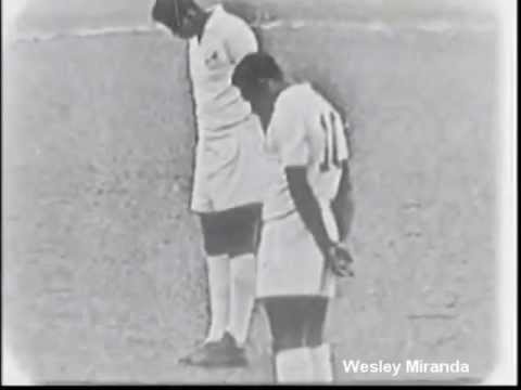 Noroeste 1x4 Santos 23/10/66 Gols: Pelé(2)Toninho Guerreiro(2)