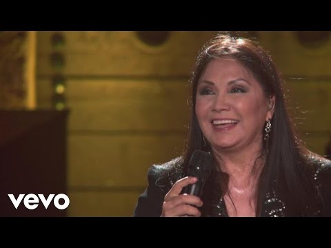 Videoclip de No A Pedir Perdón (Altos De Chavón Live Version) — Ana Gabriel