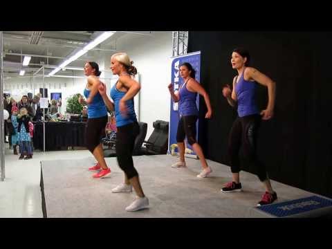 Puls tytöt messuilla marraskuu 2013