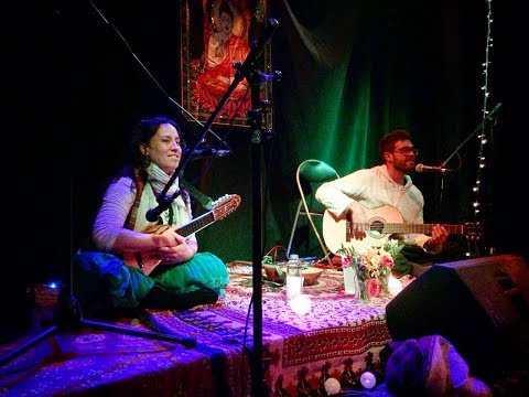 SAGRADO FEMENINO - Loli Cosmica