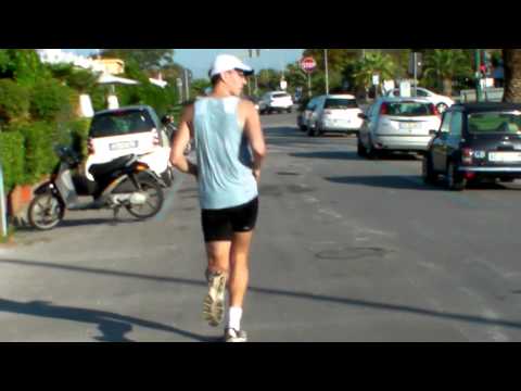 Alex Rudenko's run in Toscana triathlon camp 2011_2