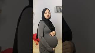 Download lagu Bumil Hijab Muda Cantik Tampil Kembali😍 #bumil #pregnant #bumilhappy #gemoy #pregnancyjourney #lucu mp3