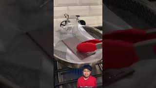 Download lagu I saw the chocolate change shape #short #reaction mp3