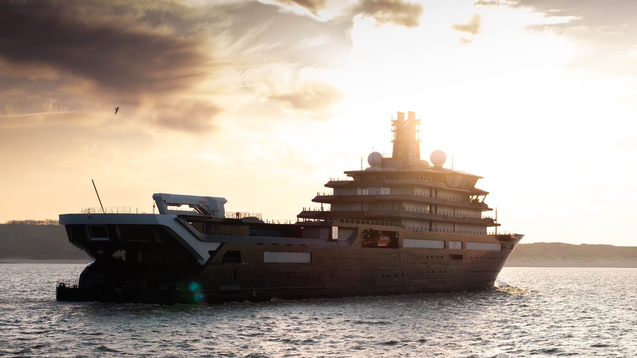 REV Ocean arrives in the Netherlands