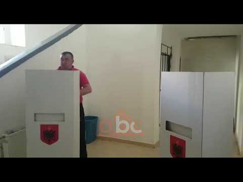 Procesi i votimit ne Diber | ABC News Albania