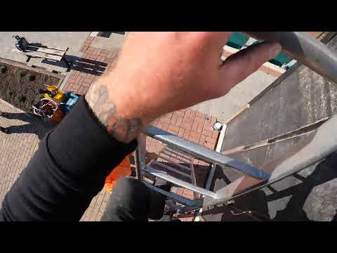 Live vom Sportplatz in Hausdorf - Teil 2 - Imbissbude fertigstellen - Dachdecker Hausdorf