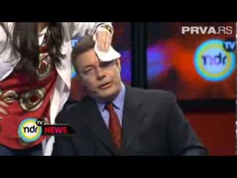 MICKO SKINUO VUCICA - NADREALNA TELEVIZIJA