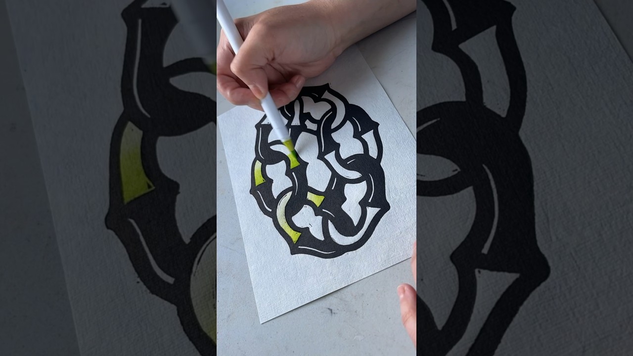 Is this the MOST satisfying craft? 🤔💚 #art #linocut #painting #satisfying #printmaking #carving