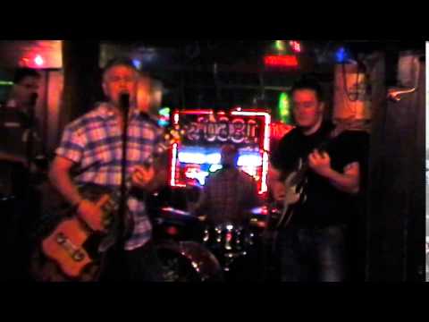 Denny Renner and the Lonesome Hearts perform Johnny B Goode