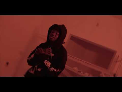 Say’Quann - To The Point (Official Music Video) directed by @flickemupp6098 ￼￼￼