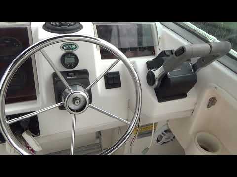 1999 Grady White 232G Gulfstream