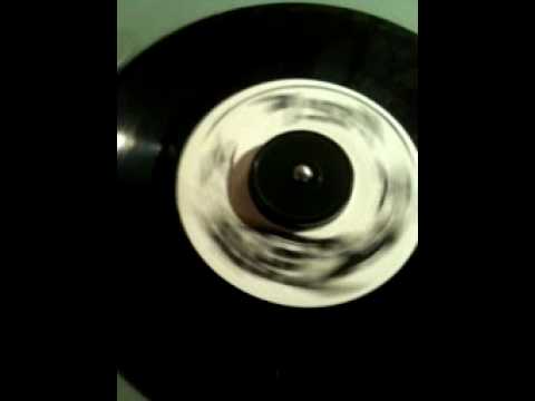 Ainsley Morris - Don't stop the music