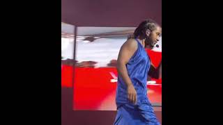 Omarion on Tour doing his dance challenge