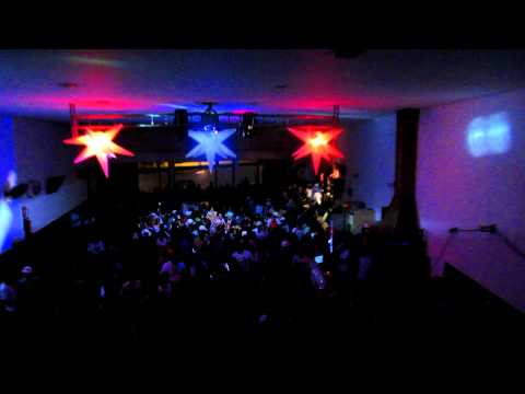 MC SEAL MEDLEY NEUROTIKA AO VIVO PARTE 1