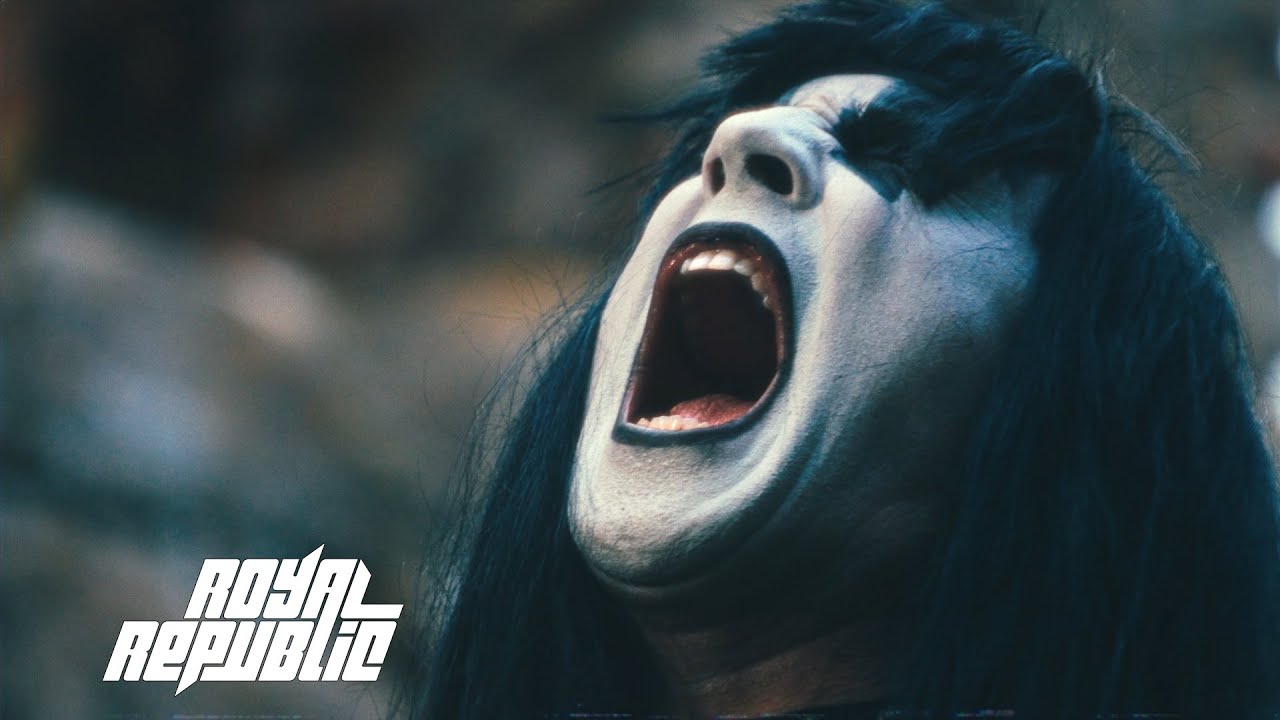 Royal Republic - Stayin' Alive (Official Video) - YouTube