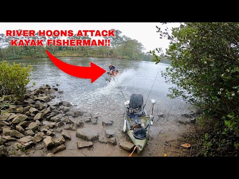 River Hoons With Boats Chase Me While I'm Fishing!!
