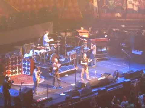 Pearl Jam Johnny Guitar 10/31/2009 Philadelphia