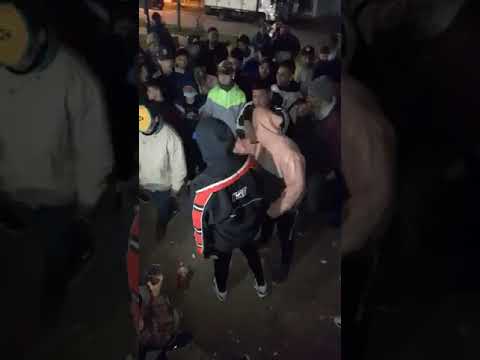 Compe freestyle - Chiripi vs Aztek [Plaza Cortijo]