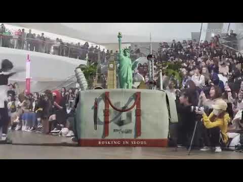 BOY STORY-OMG Busking(oh My Gosh + Dalla Dalla + Enough+ How Old Are U) Coex,seoul