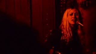 Glow in the Dark | Death Valley Girls Live @ The Pueblo, Phoenix, AZ (03/11/17)