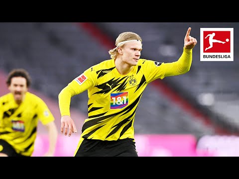 Haaland Scores First Two Goals in Der Klassiker - FC Bayern München vs Borussia Dortmund