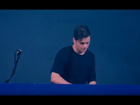 Martin Garrix - Scared To Be Lonely (Live 2017) (Martin Garrix - Scared To Be Lonely (Live 2017))