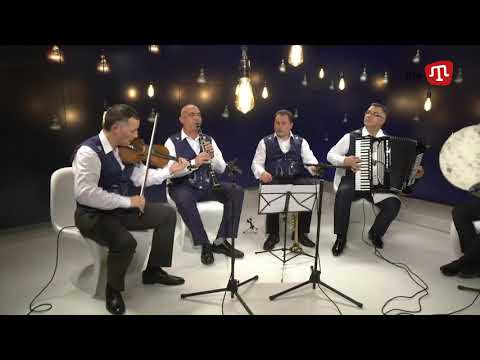 Kırım Tatar Halk Müziği Topluluğu - Açma da Yarim Pencereni & Bugün Ayın Ondördü