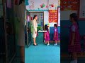 Les Enfants Sont Traités Différemment Dans Cette École