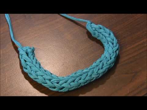 How to make a Finger Knitted T-Shirt Yarn Necklace