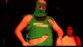 best LES SAVY FAV live footage: t-shirt deconstruction featuring Reprobate&#39;s Resume