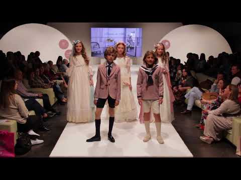 MERCEDES DE ALBA PASEO MÁGICO 18