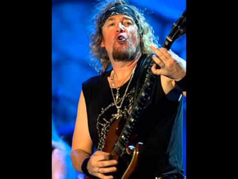 Adrian Smith and Dave Murray's Tribute Solos to Robin Williams