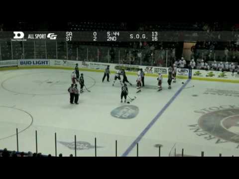 Anton Lindholm vs Ryan Lomberg