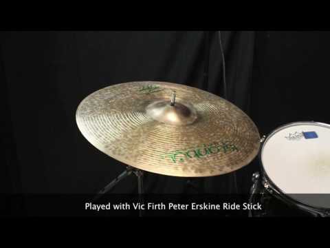 Istanbul Agop 17" Signature Crash - 1142g