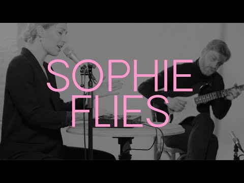 Helen Kaiser - SOPHIE FLIES (live)