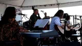 The Barflyz w/ Kenny Lee Lewis .. Keep on rockin me