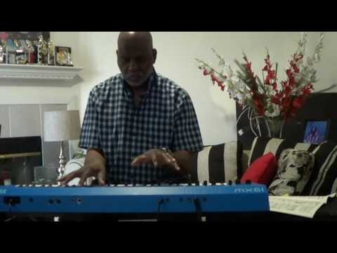 Introducing the new Yamaha MX61 Keyboard, Piano Sound  -Ezra Bufford