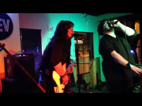 Waails (Draculatron reunion) - Door 1 (Live)