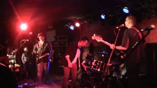 The Badlees &quot;Silly Little Man&quot; LIVE at Gullifty&#39;s.