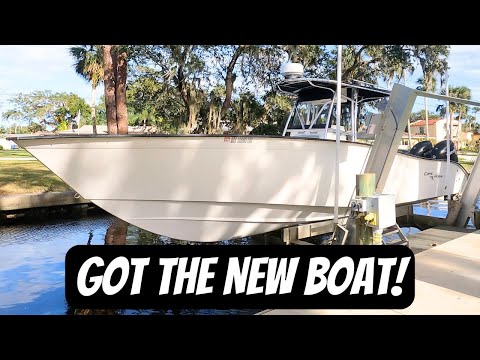 HOW TO INSPECT A USED BOAT BEFORE BUYING! What To Look At & Be AWARE Of When Buying a Used Boat.